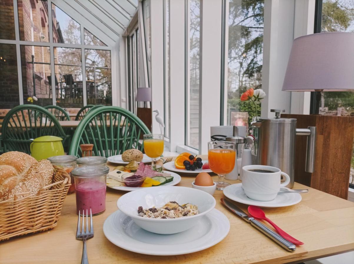 Hotel Schloesschen Sundische Wiese Zingst Εξωτερικό φωτογραφία