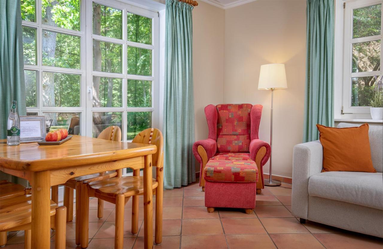 Hotel Schloesschen Sundische Wiese Zingst Εξωτερικό φωτογραφία