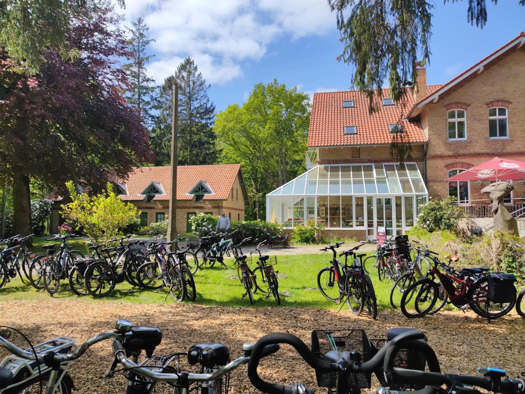 Hotel Schloesschen Sundische Wiese Zingst Εξωτερικό φωτογραφία