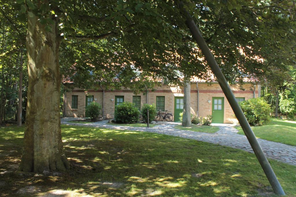 Hotel Schloesschen Sundische Wiese Zingst Εξωτερικό φωτογραφία